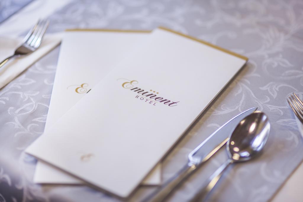 Hotel Eminent Zlaté Moravce Εξωτερικό φωτογραφία